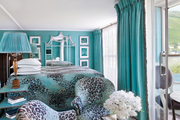 Uniworld SS Antoinette - Suite 3.jpg